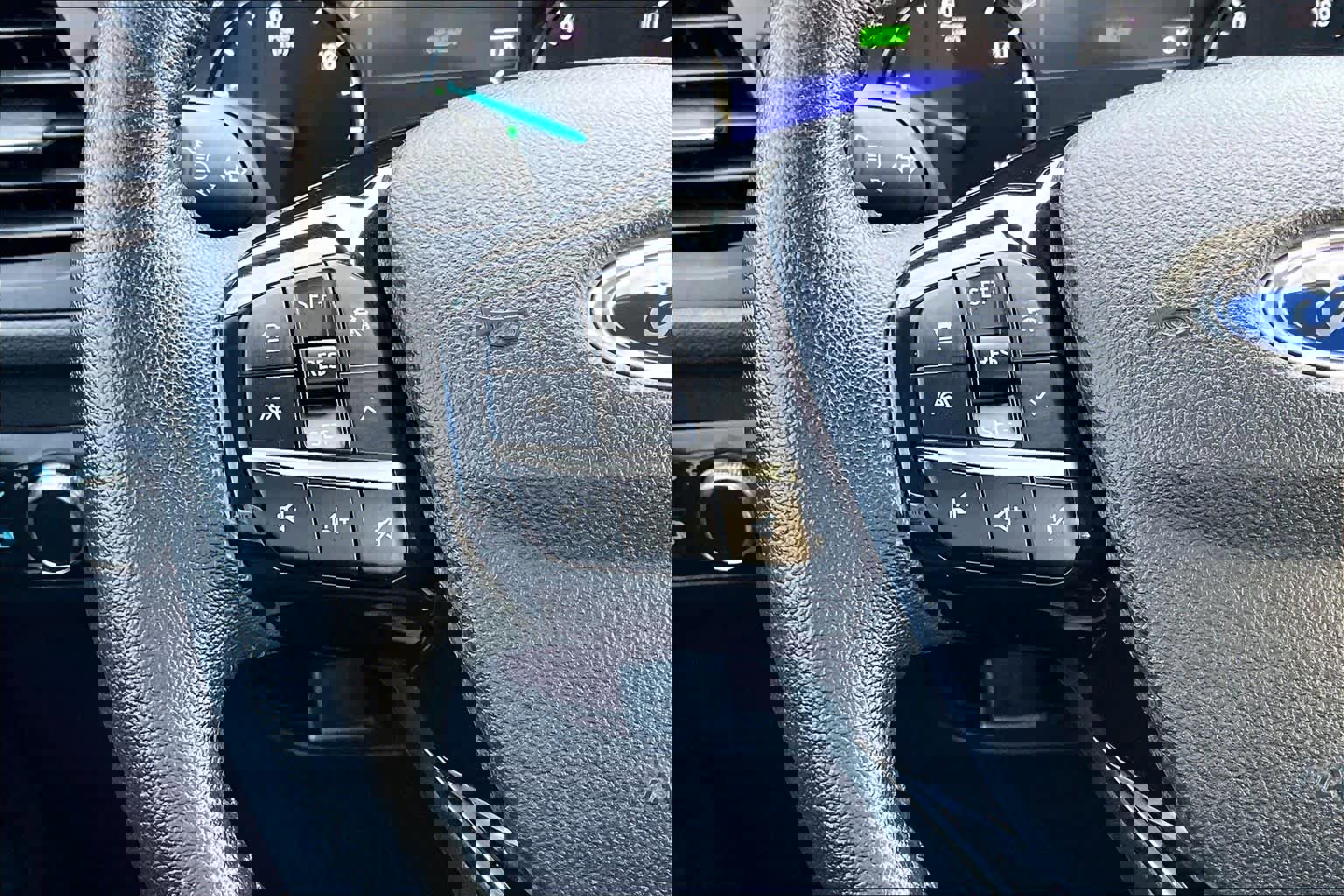 Certified 2021 Ford Escape SE w/ SE Sport Appearance Package image 25