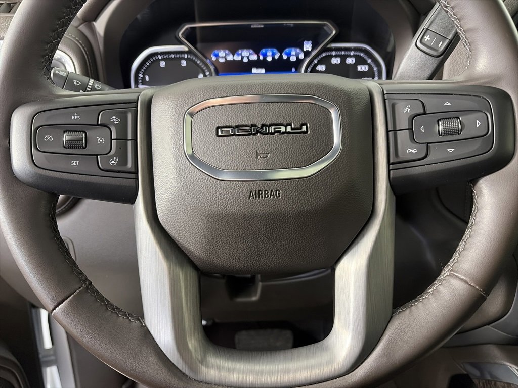 Used 2023 GMC Sierra 2500 Denali w/ Denali Ultimate Package image 16
