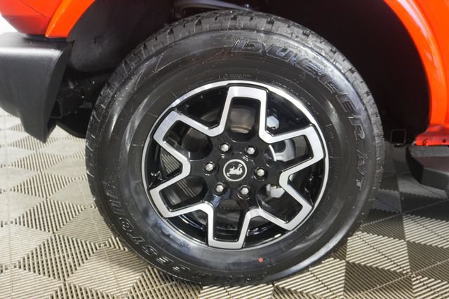 Certified 2023 Ford Bronco Outer Banks AWD/4WD image 9