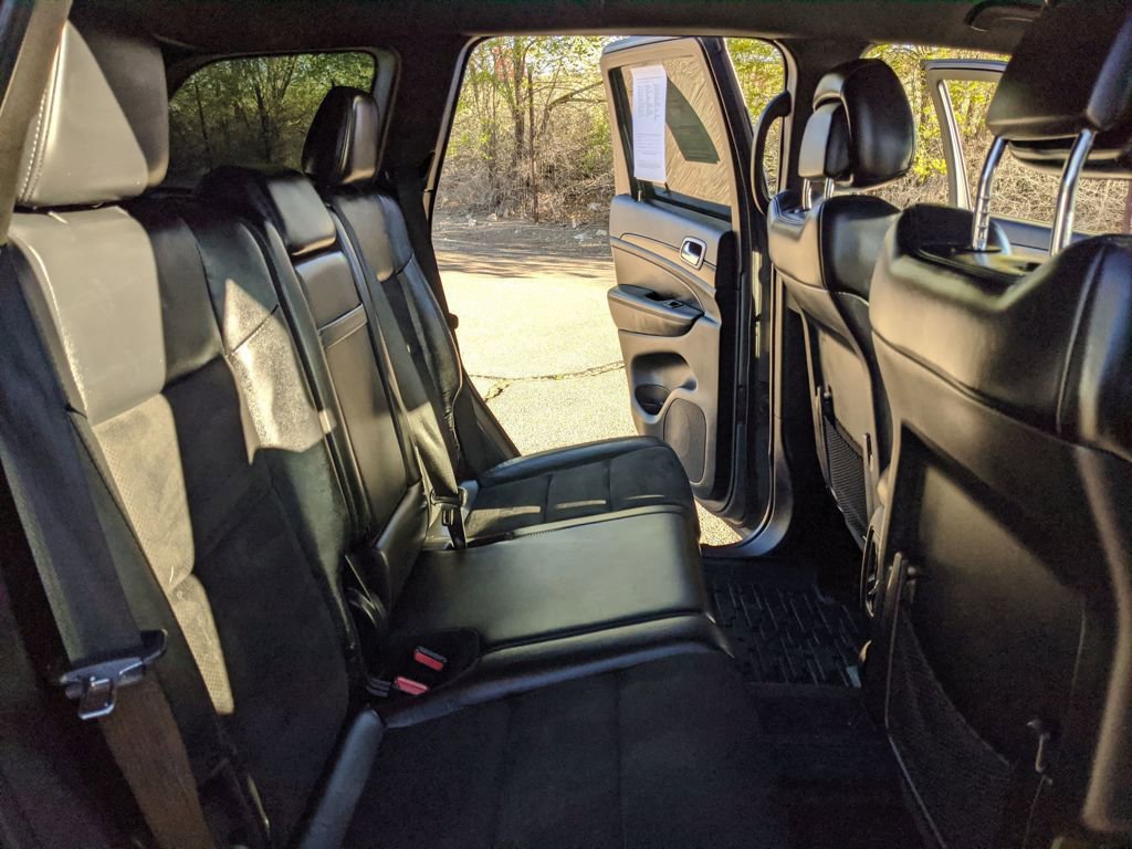 Used 2020 Jeep Grand Cherokee Altitude image 20