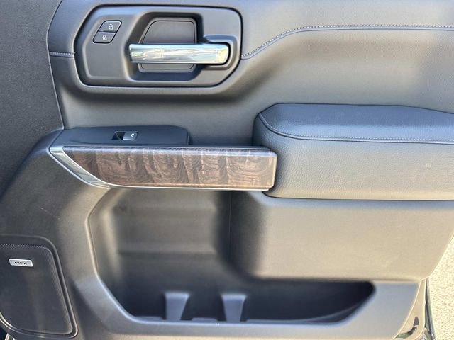 Used 2023 GMC Sierra 3500 Denali w/ Denali Ultimate Package image 22