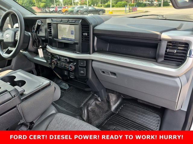 Certified 2024 Ford F250 XL w/ FX4 Off-Road Package AWD/4WD image 27