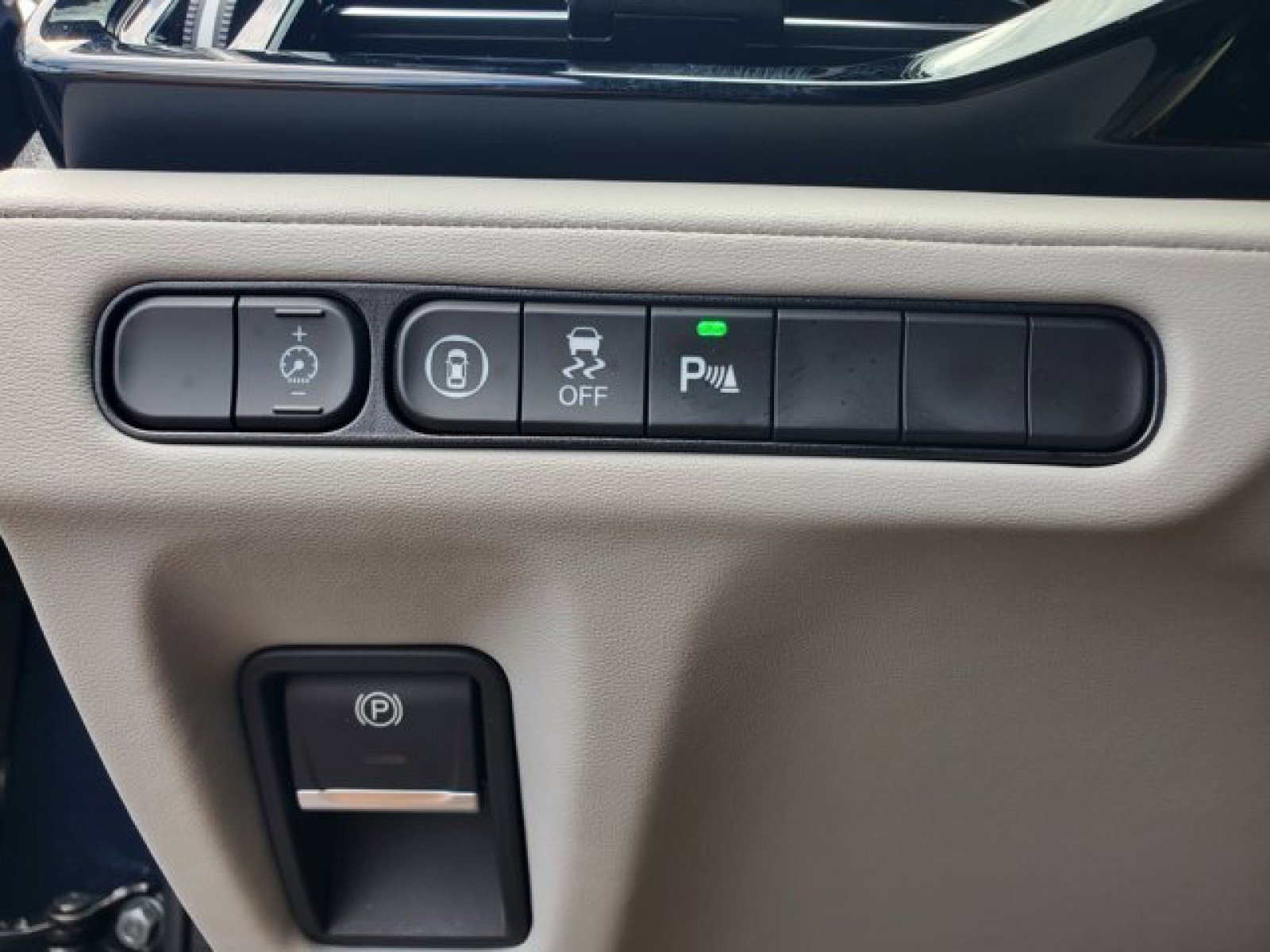 Used 2025 Acura MDX FWD w/ Technology Package image 17