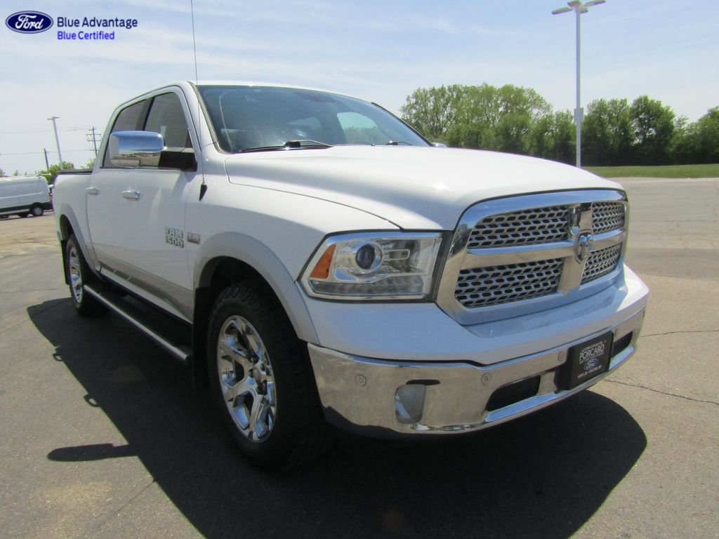 Used 2017 RAM 1500 Laramie w/ Convenience Group AWD/4WD image 15