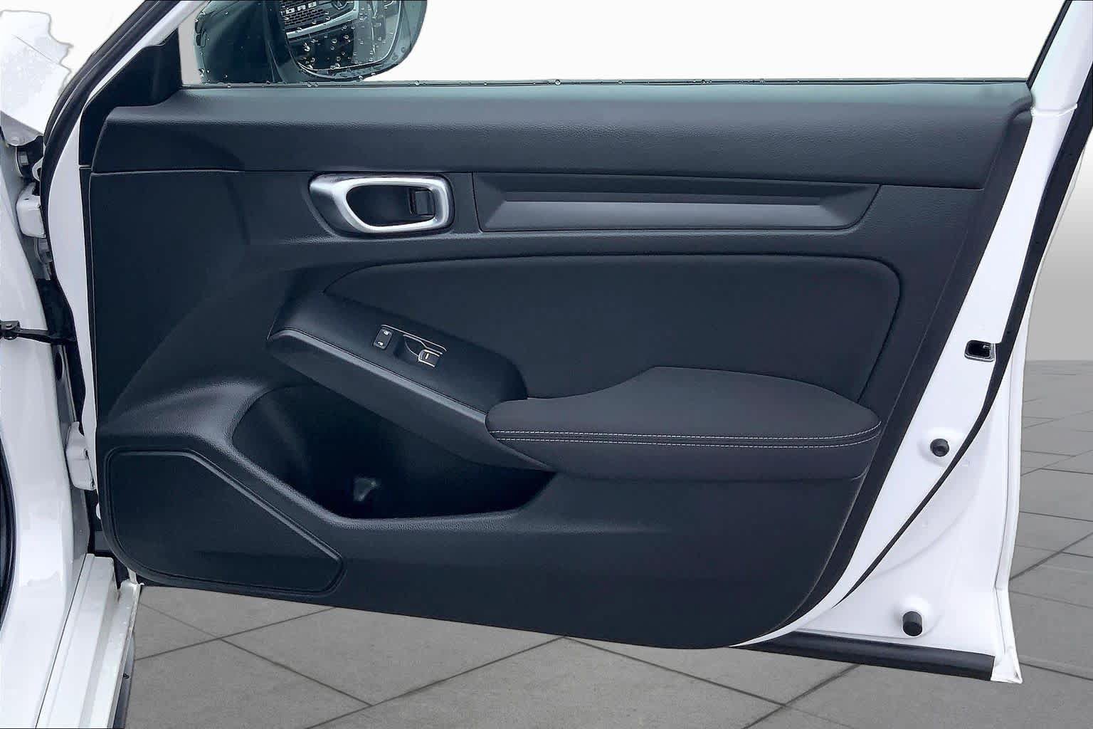 Used 2025 Honda Civic Sport image 23