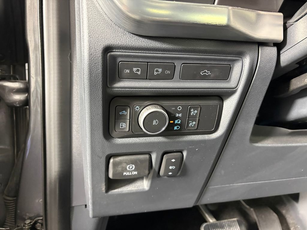 Certified 2022 Ford F150 Lariat w/ Max Trailer Tow Package AWD/4WD image 14