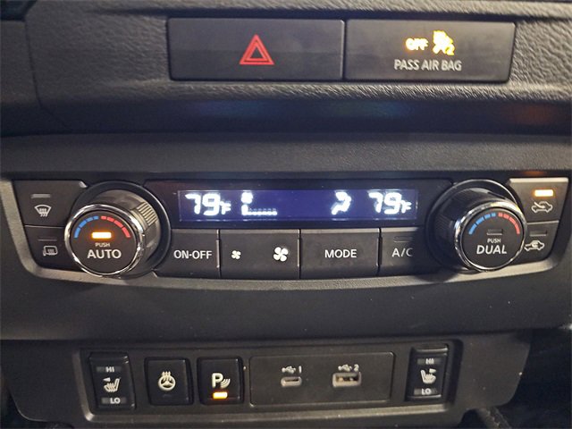 Used 2022 Nissan Frontier PRO-4X w/ Pro-4X Premium Package image 25