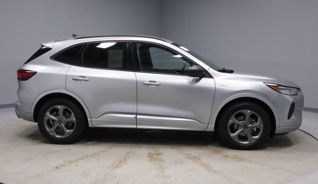 Certified 2024 Ford Escape ST-Line w/ Cold Weather Package image 6