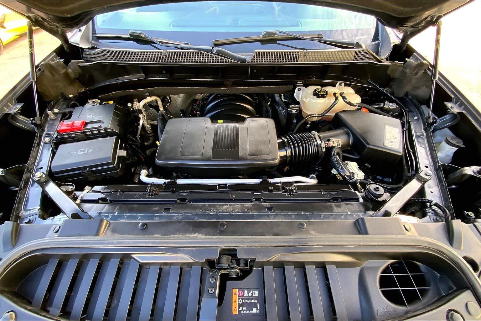 Used 2021 Chevrolet Silverado 1500 LT AWD/4WD image 31