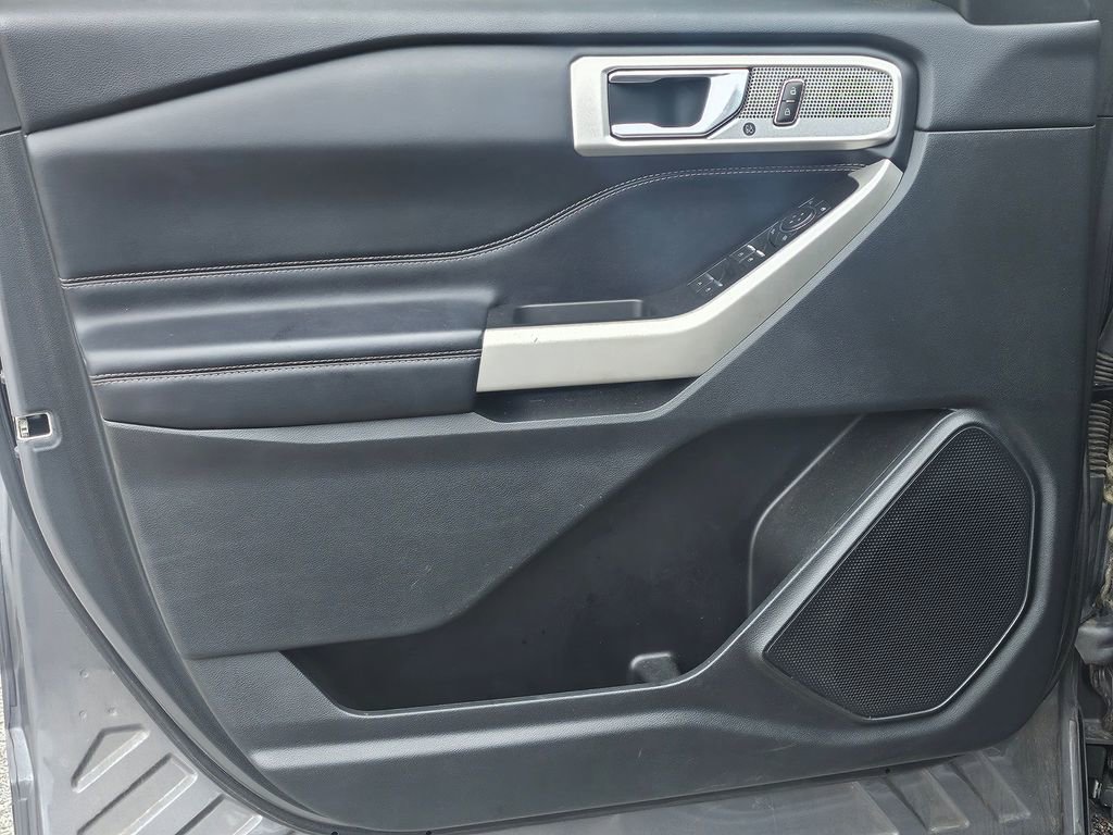 Certified 2022 Ford Explorer Limited AWD/4WD image 34