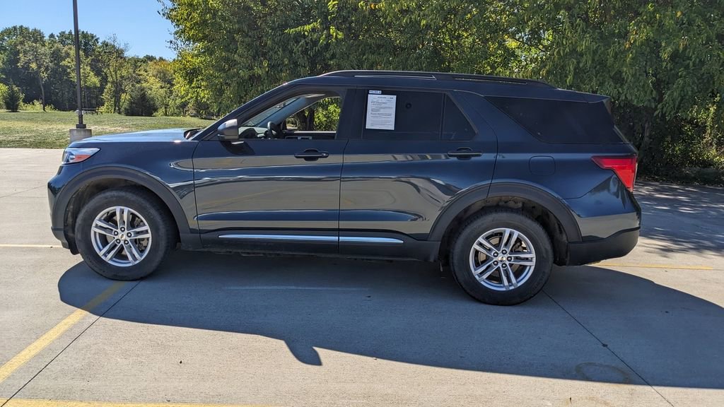 Certified 2023 Ford Explorer XLT w/ Equipment Group 202A image 6