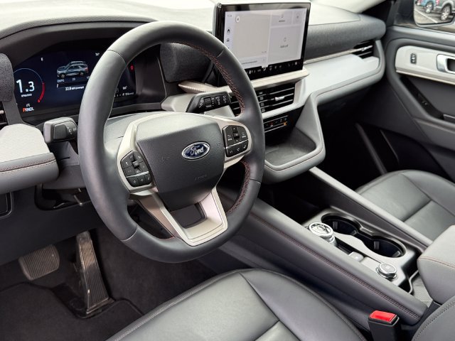 Certified 2026 Ford Explorer Active w/ Active Comfort Package AWD/4WD image 19