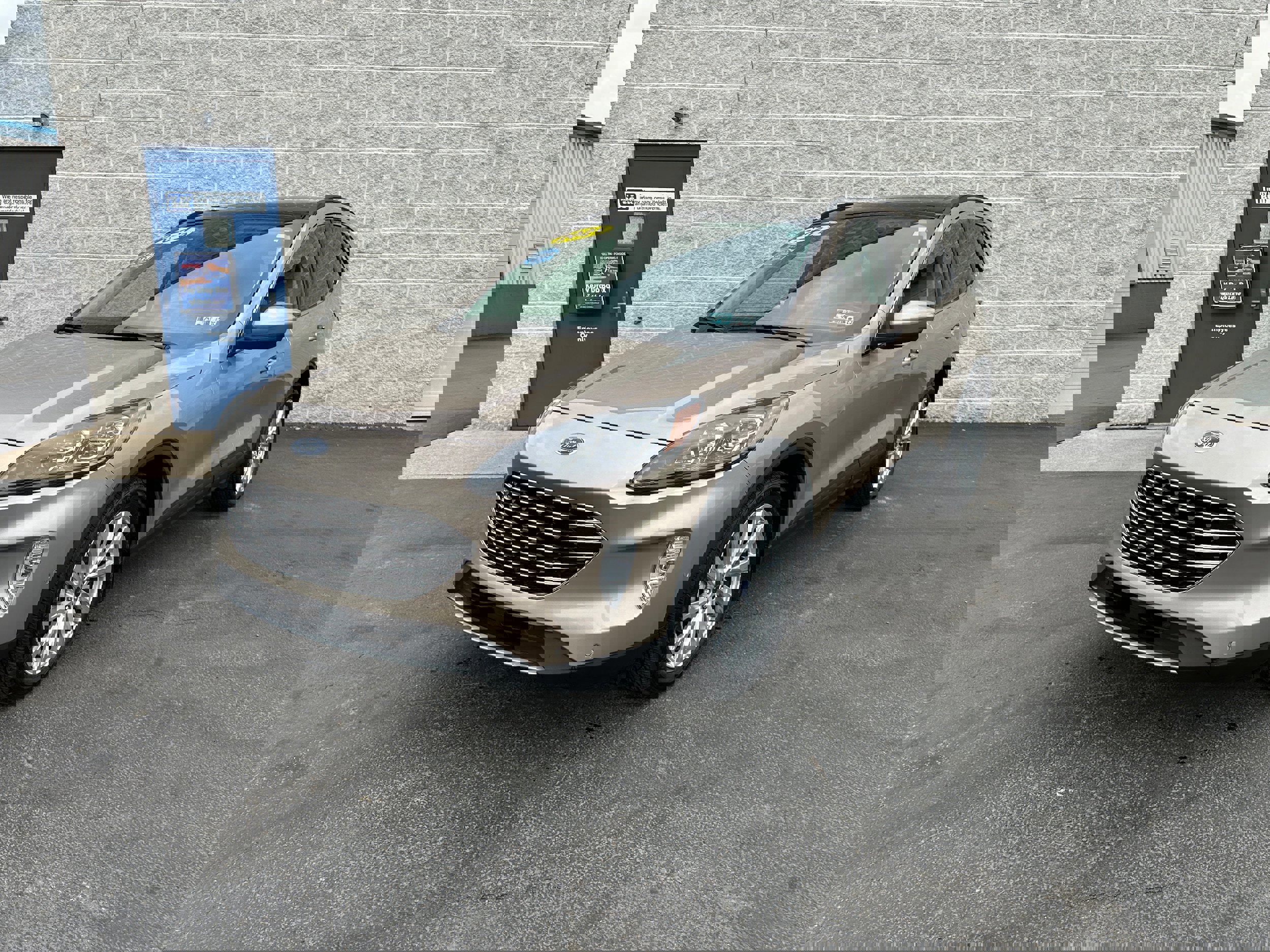 Certified 2021 Ford Escape Titanium w/ Titanium Elite Package image 3