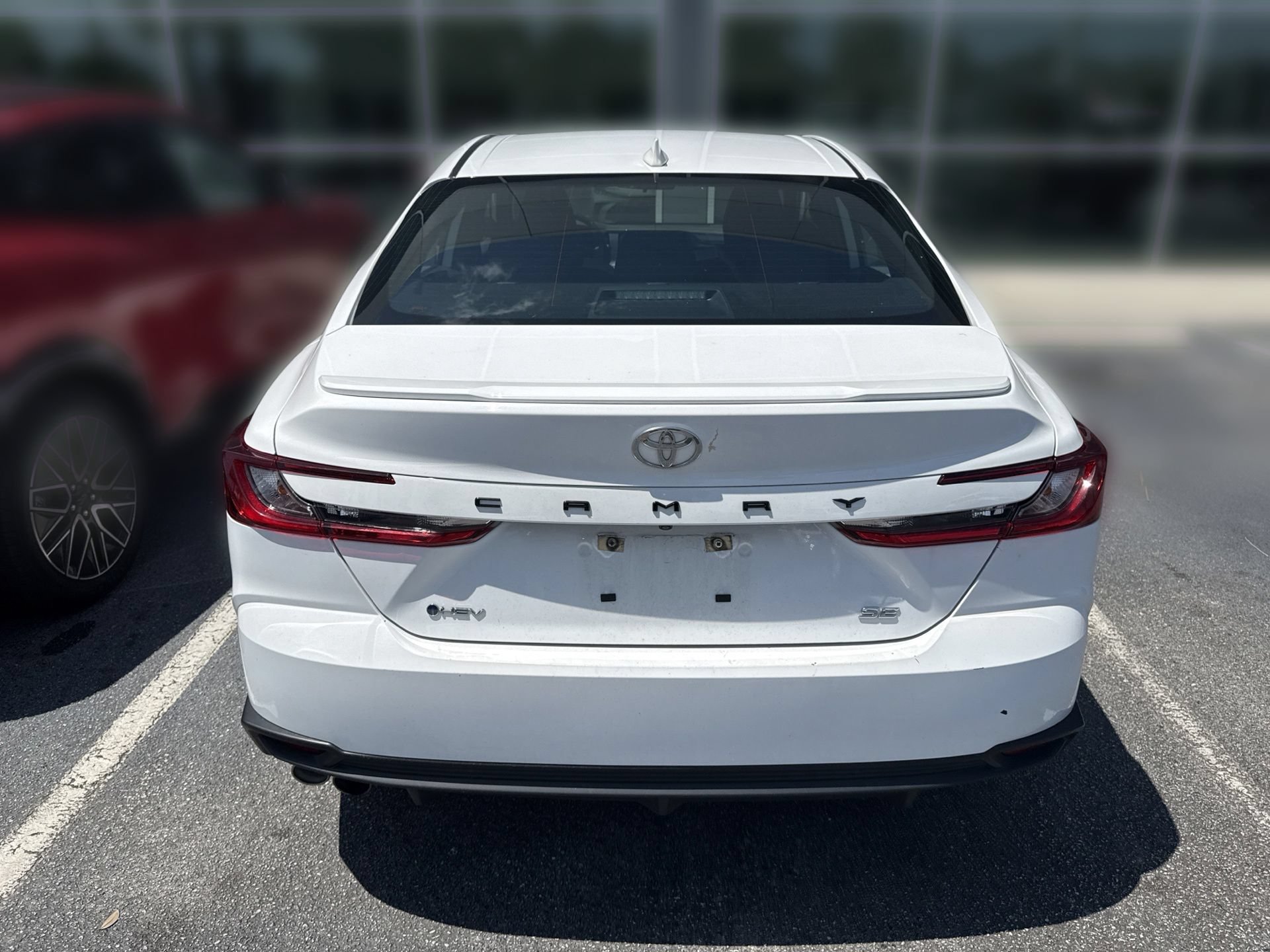 Used 2025 Toyota Camry SE FWD image 5
