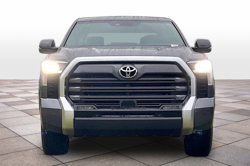 Used 2026 Toyota Tundra Limited AWD/4WD image 3