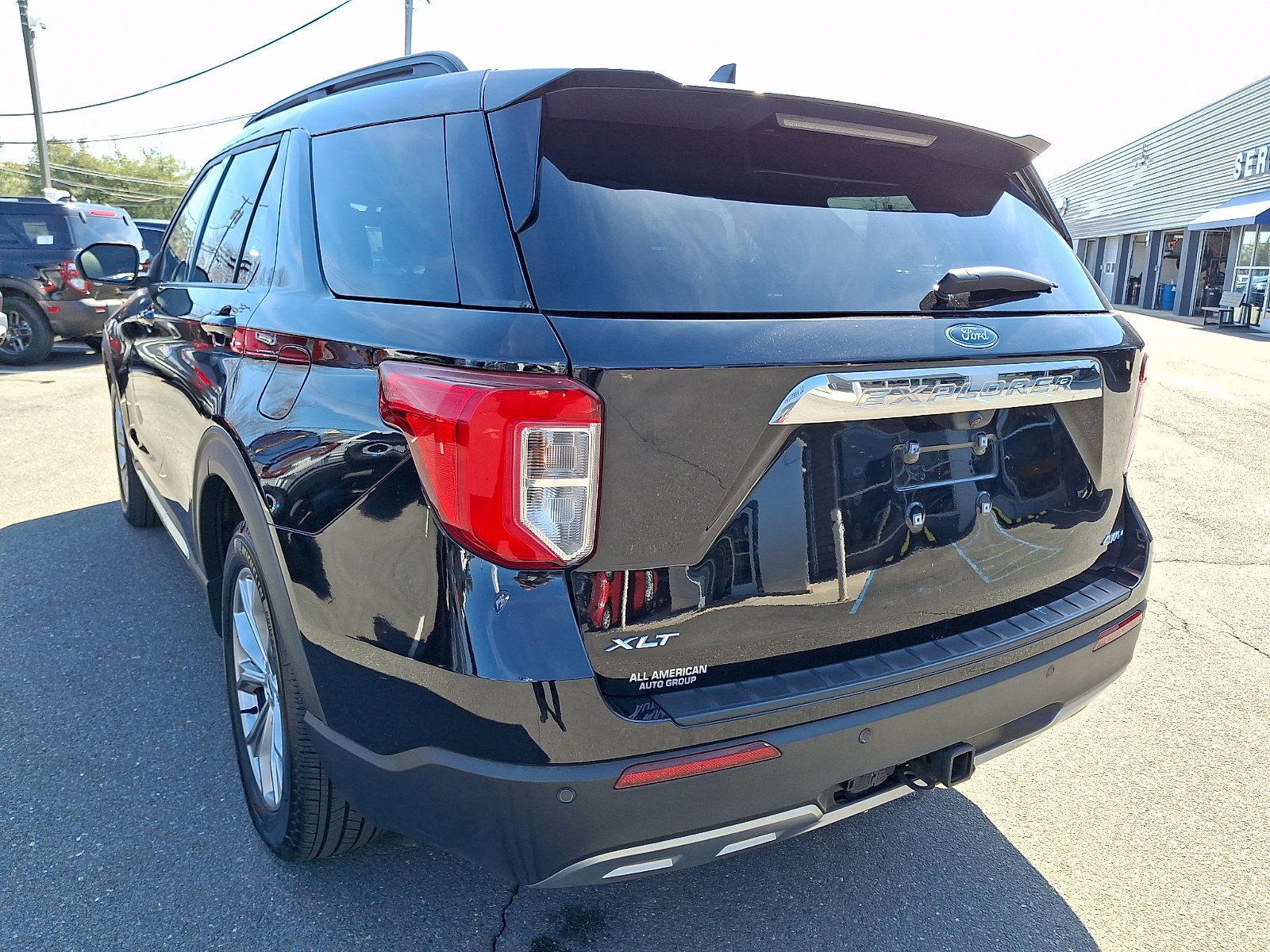 Certified 2023 Ford Explorer XLT w/ Equipment Group 202A image 8