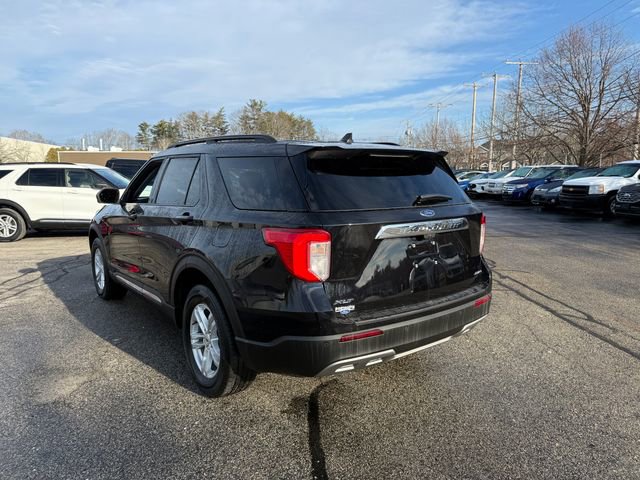 Certified 2022 Ford Explorer XLT w/ Equipment Group 202A image 23