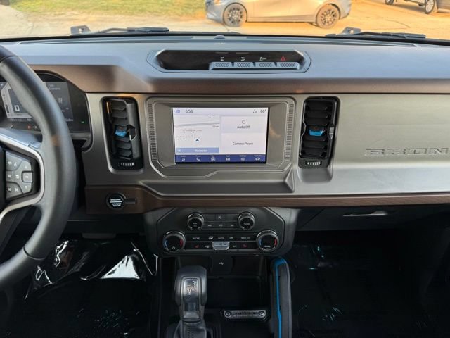 Certified 2023 Ford Bronco Outer Banks AWD/4WD image 2