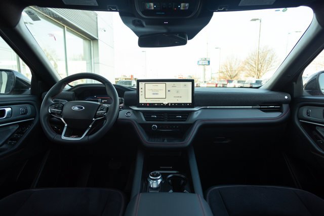 Certified 2025 Ford Explorer ST AWD/4WD image 13