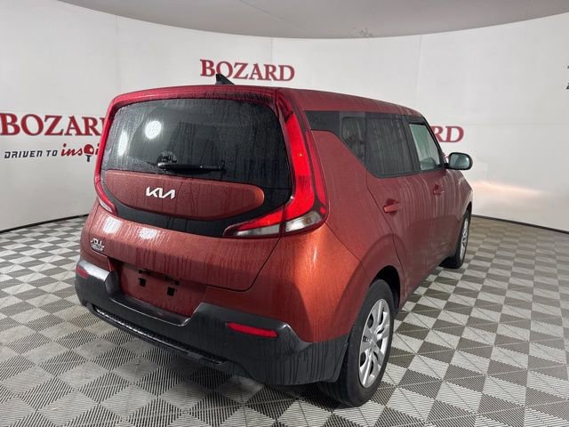 Used 2022 Kia Soul LX image 5