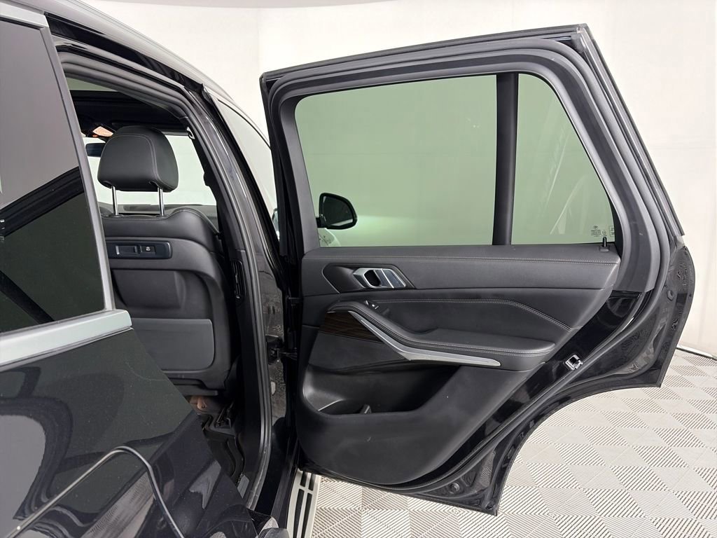 Used 2023 BMW X5 xDrive40i image 28