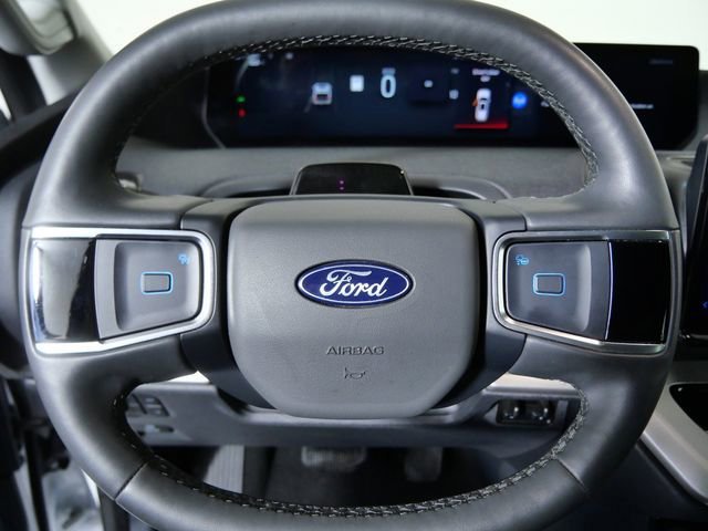 Certified 2025 Ford Expedition Active AWD/4WD image 22