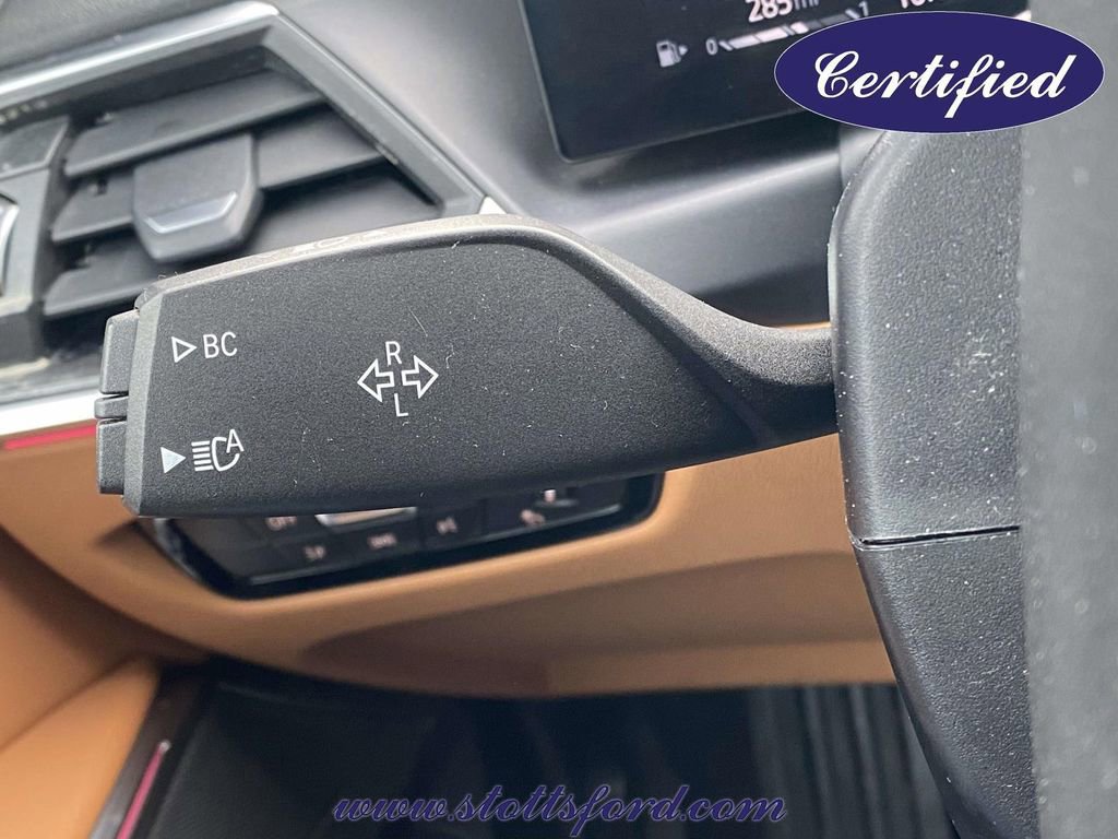 Used 2023 BMW 330i Sedan w/ Premium Package image 24