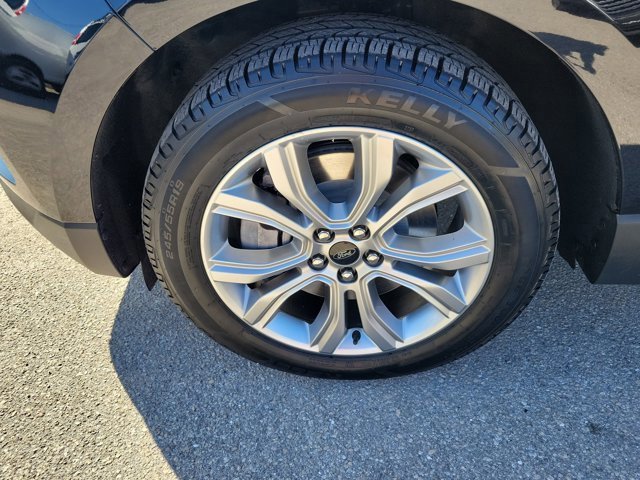 Certified 2023 Ford Edge Titanium image 8