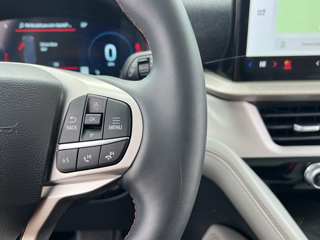 Certified 2025 Ford Explorer Active w/ Active Comfort Package image 35