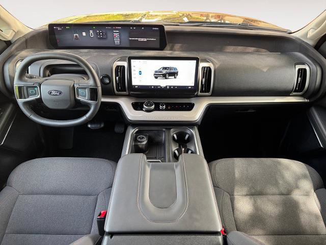 Certified 2025 Ford Expedition Max Active AWD/4WD image 10
