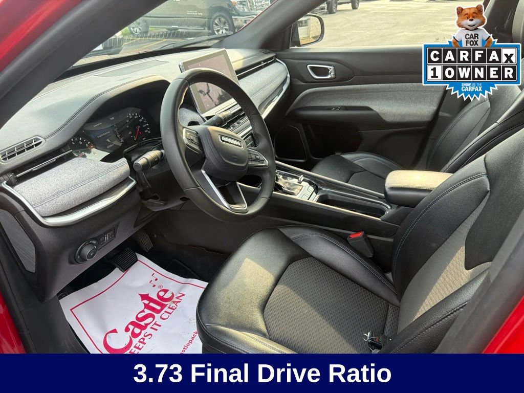 Used 2024 Jeep Compass Latitude AWD/4WD image 27