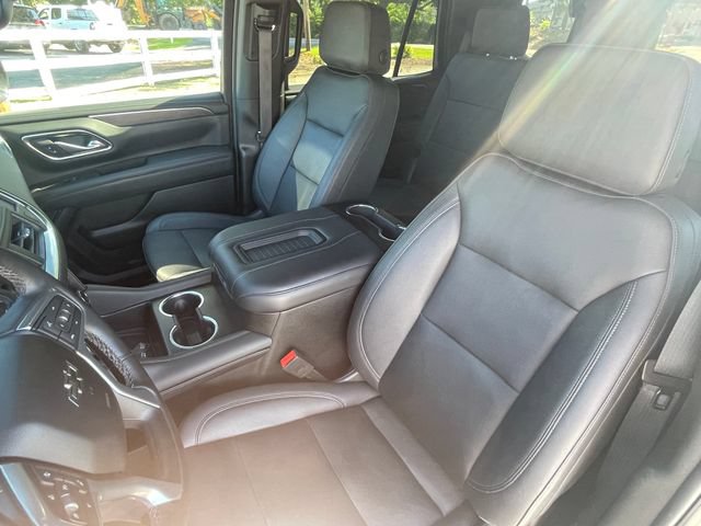 Used 2023 Chevrolet Tahoe Z71 w/ Luxury Package AWD/4WD image 11