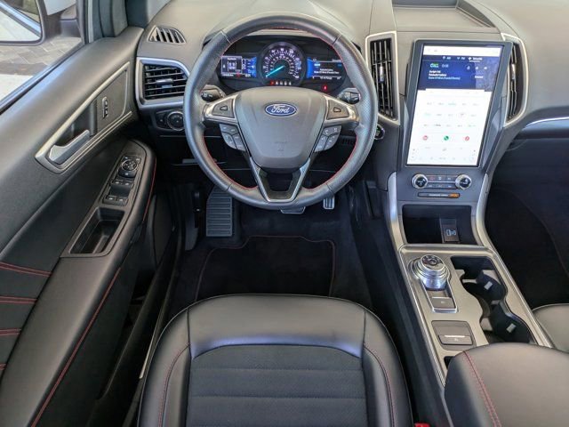 Certified 2024 Ford Edge ST-Line image 13