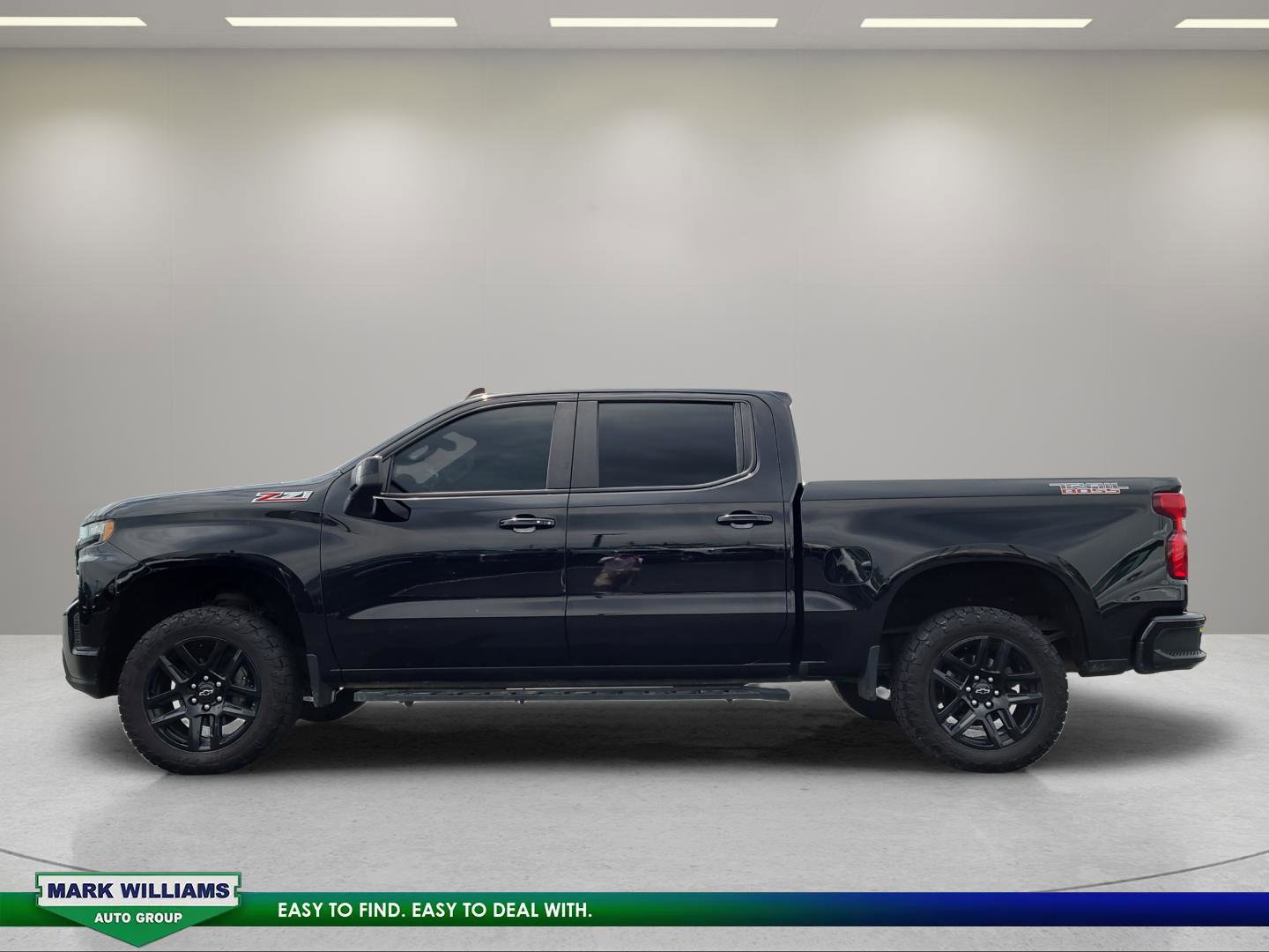 Used 2021 Chevrolet Silverado 1500 LT Trail Boss w/ Convenience Package II AWD/4WD image 7