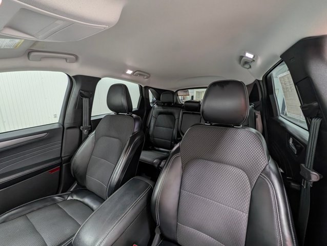 Certified 2023 Ford Escape SE w/ Class II Trailer Tow Package FWD image 13