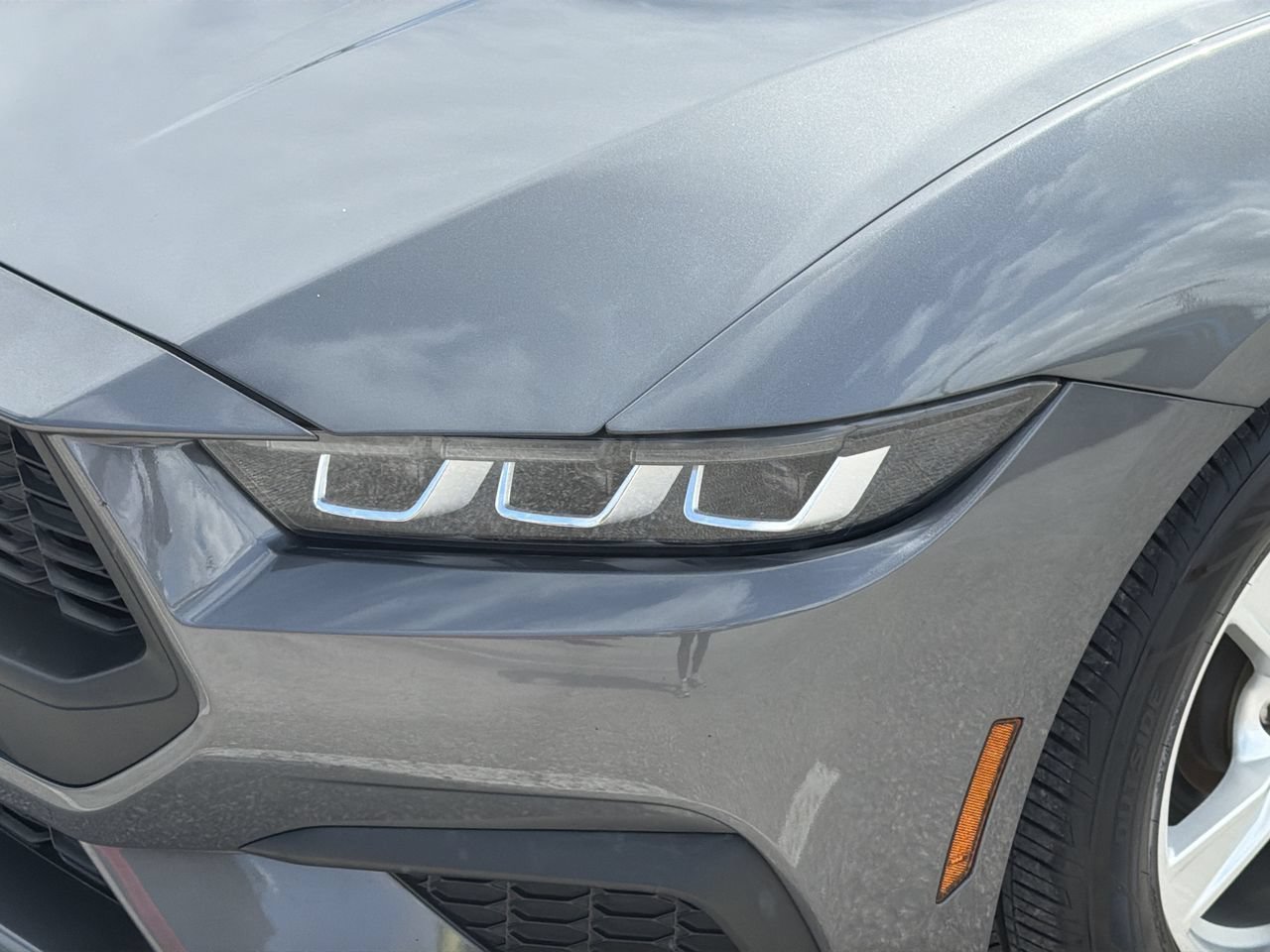 Certified 2024 Ford Mustang Coupe RWD image 6