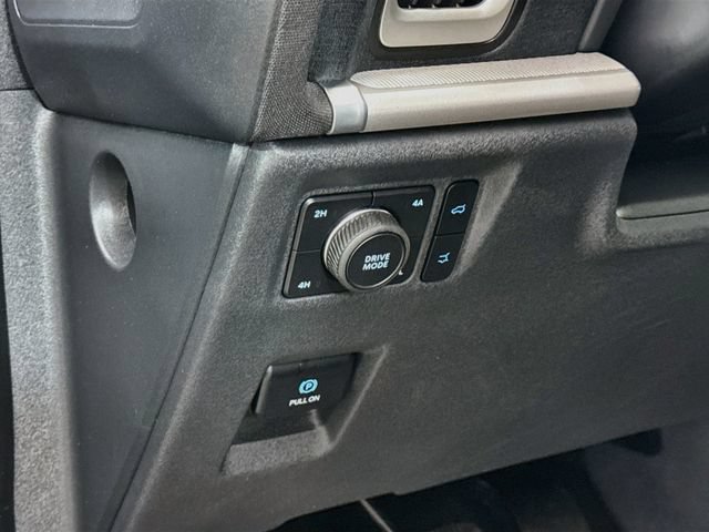 Certified 2025 Ford Expedition Active AWD/4WD image 10