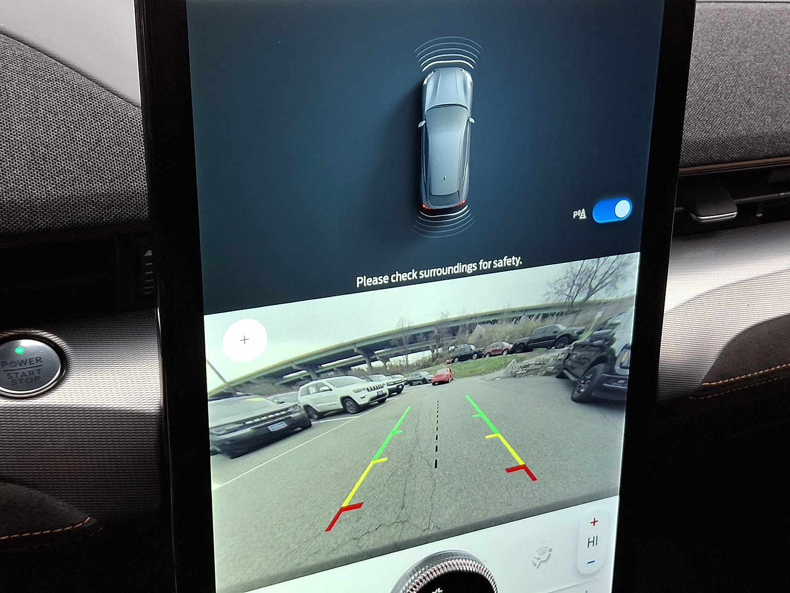 Certified 2022 Ford Mustang Mach-E GT image 24