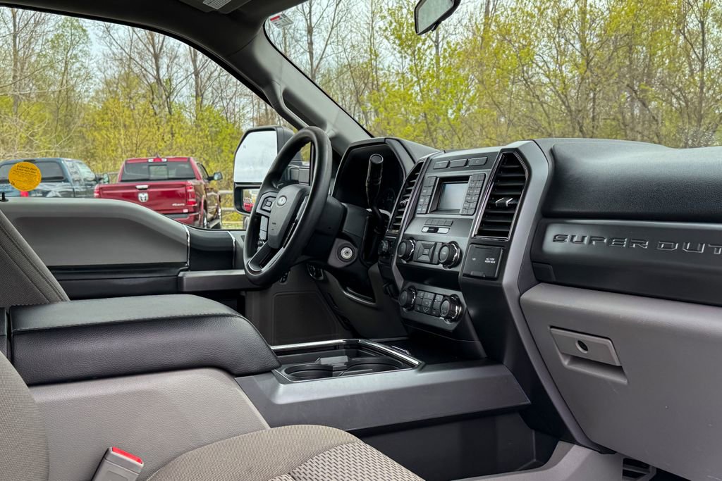 Certified 2019 Ford F250 XLT w/ XLT Value Package AWD/4WD image 17