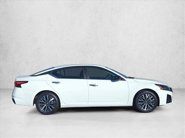 Used 2025 Nissan Altima 2.5 SV FWD video 2