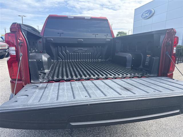 Used 2022 Chevrolet Silverado 1500 LT Trail Boss AWD/4WD image 27