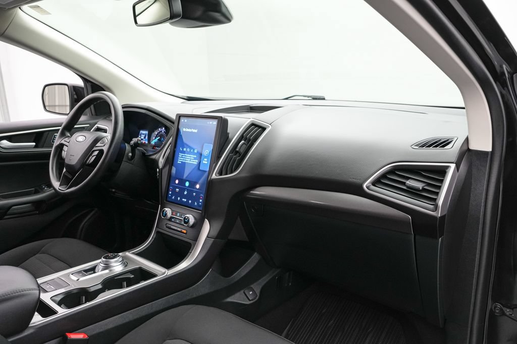Certified 2024 Ford Edge SEL AWD/4WD image 22
