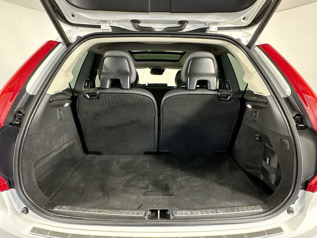 Used 2022 Volvo XC90 T6 Momentum w/ Protection Package Premier AWD/4WD image 20