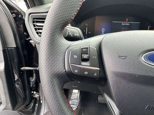 Certified 2025 Ford Escape ST-Line AWD/4WD image 29