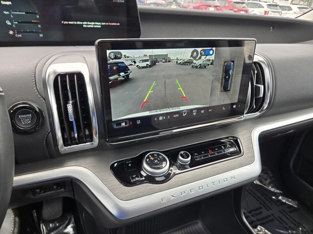 Certified 2025 Ford Expedition Max Platinum w/ Driver's Package AWD/4WD image 12