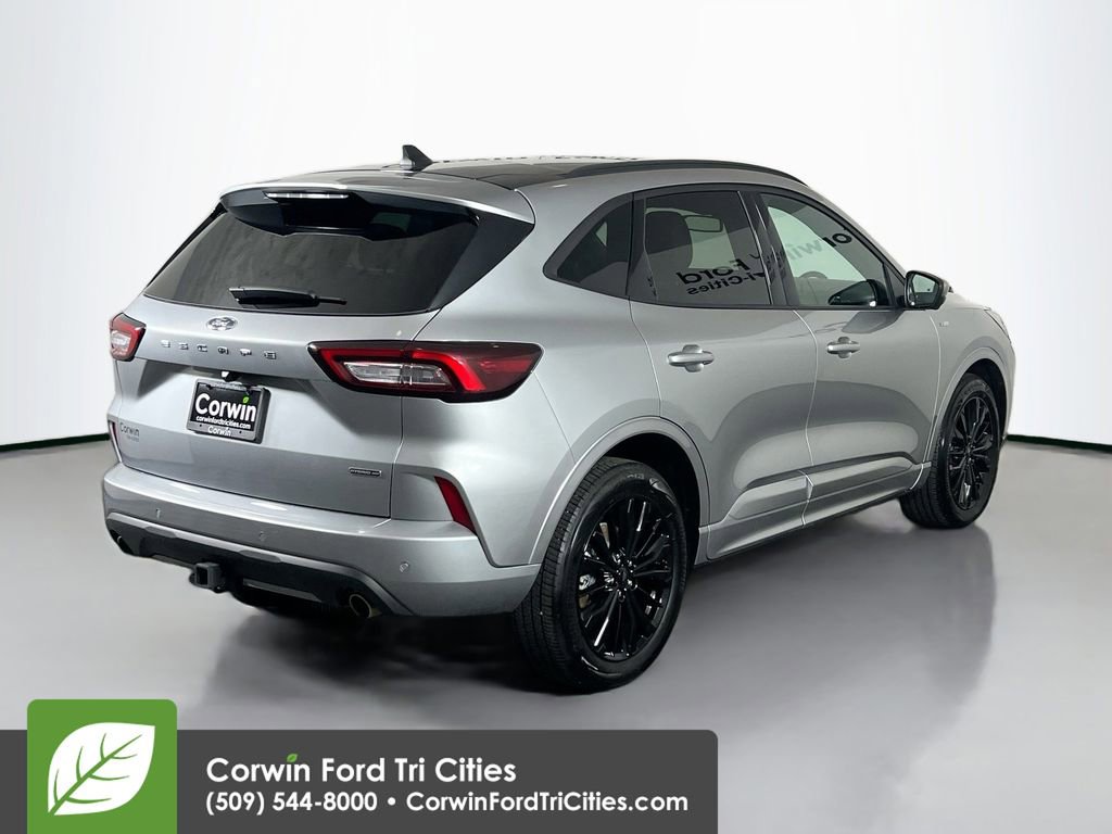 Certified 2024 Ford Escape ST-Line Elite w/ Class II Trailer Tow Package image 15