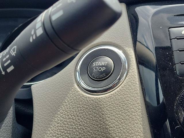 Used 2022 Nissan Rogue Sport SV AWD/4WD image 33