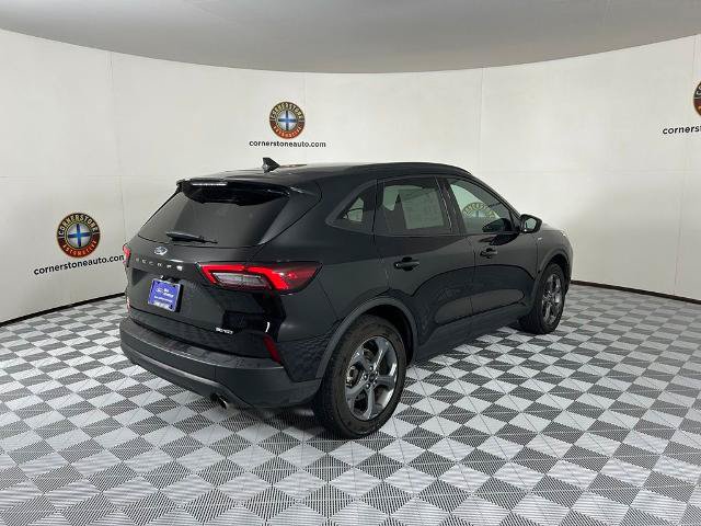 Certified 2025 Ford Escape ST-Line Select AWD/4WD image 16