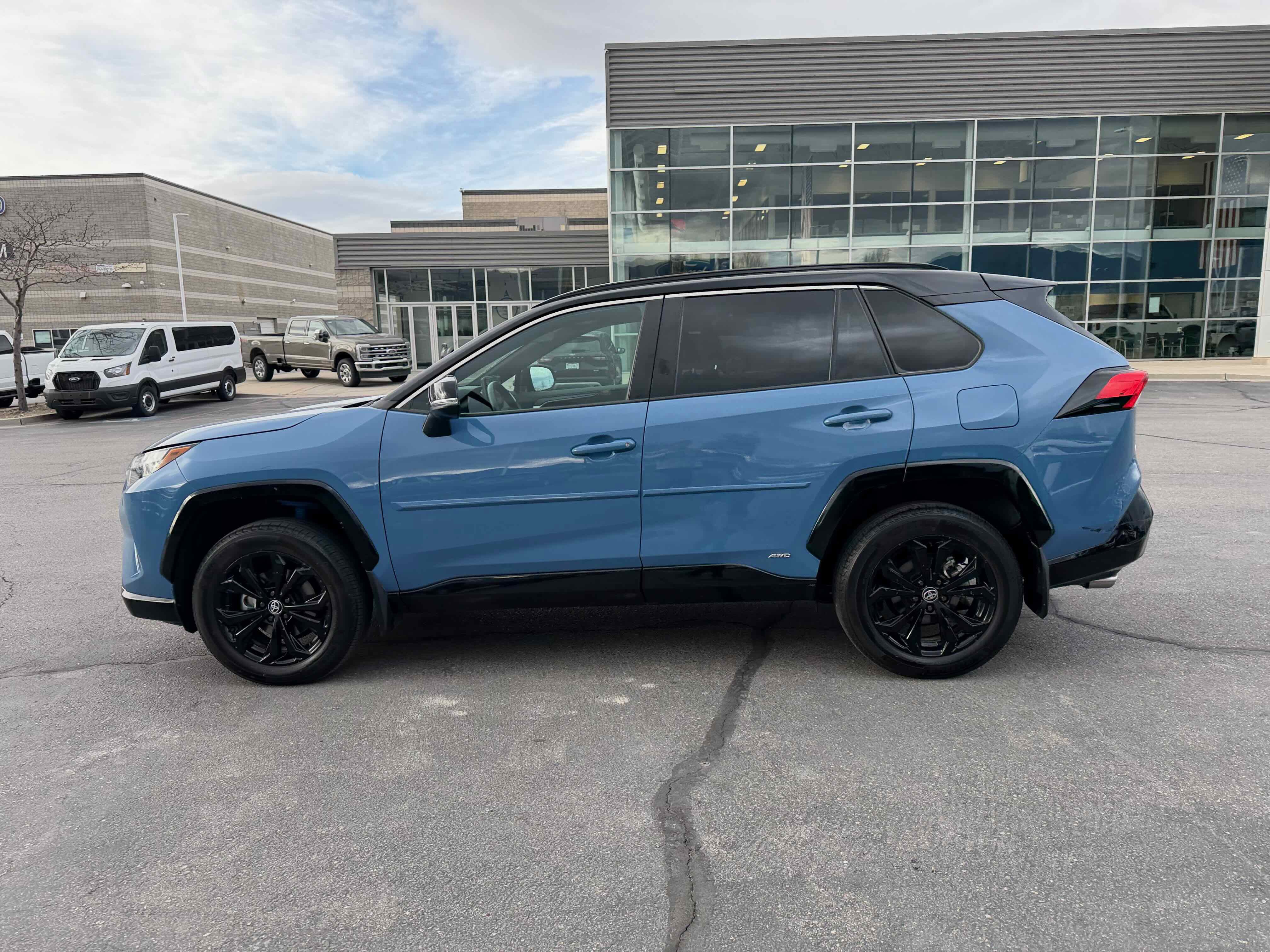 Used 2023 Toyota RAV4 XSE w/ XSE Grade Weather Package image 2