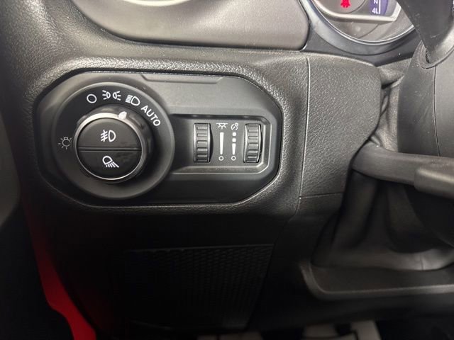 Used 2020 Jeep Gladiator Sport w/ Quick Order Package 24S image 19